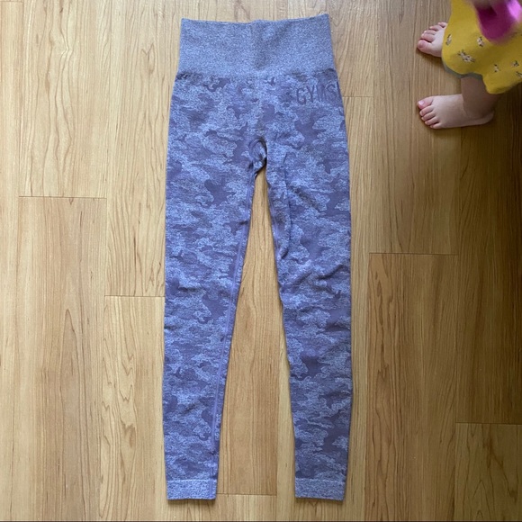 SOLD! GYMSHARK - Camo Seamless Lavender Gray - XS - Picture 2 of 4